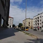 Roadway-Seminaryjska Z Garazem Podziemnym